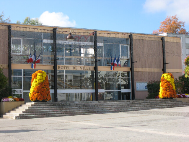 Mourenx mairie 001 image