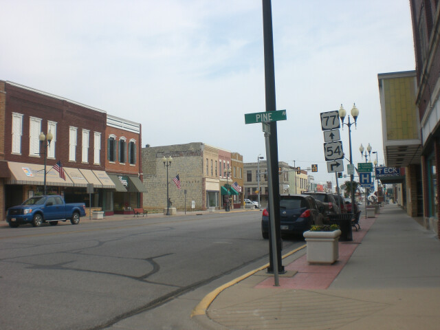 El Dorado Kansas Pine Main Intersection image