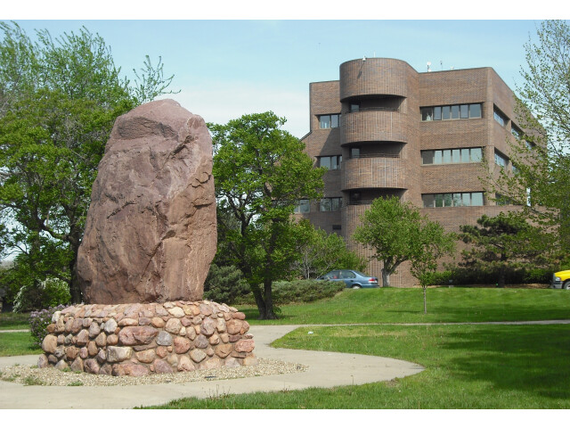 Shunganunga Boulder with City Hall image