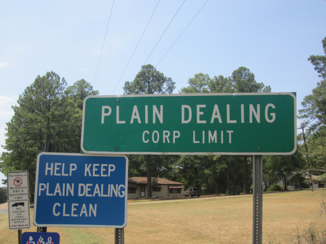 Revised Plain Dealing  LA  sign IMG 5163