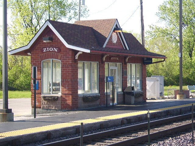 Zion Metra Station