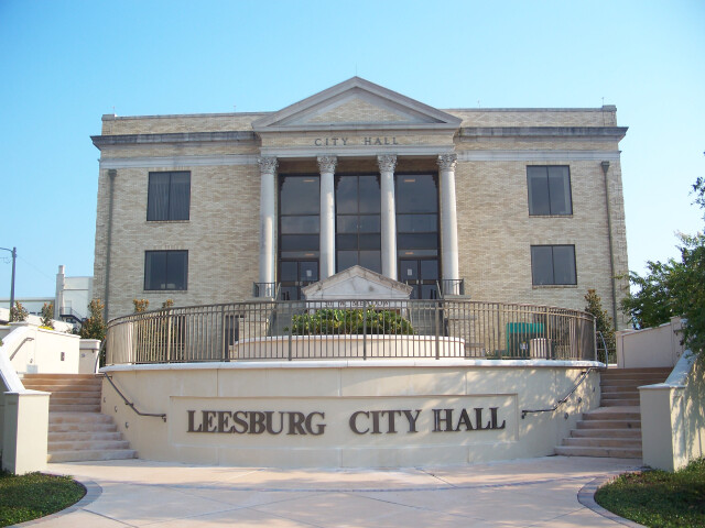 Leesburg FL city hall01 image